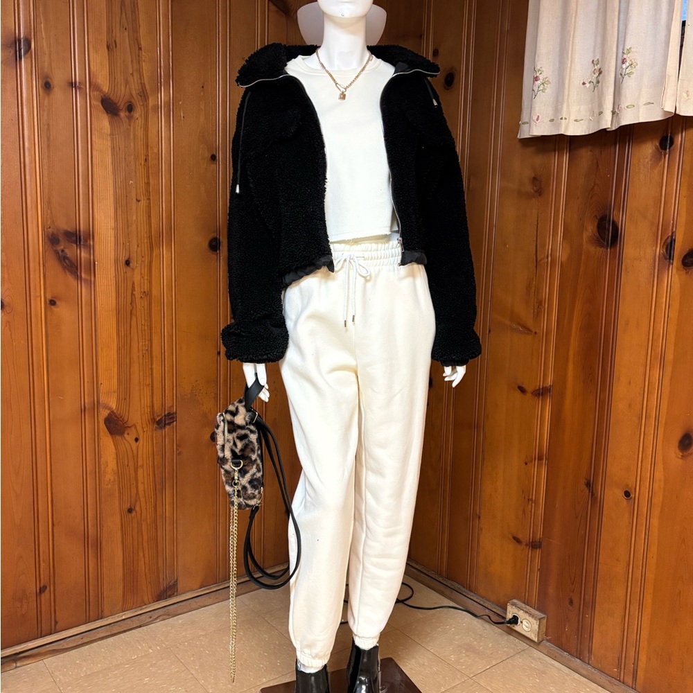 Cream Jogger Set